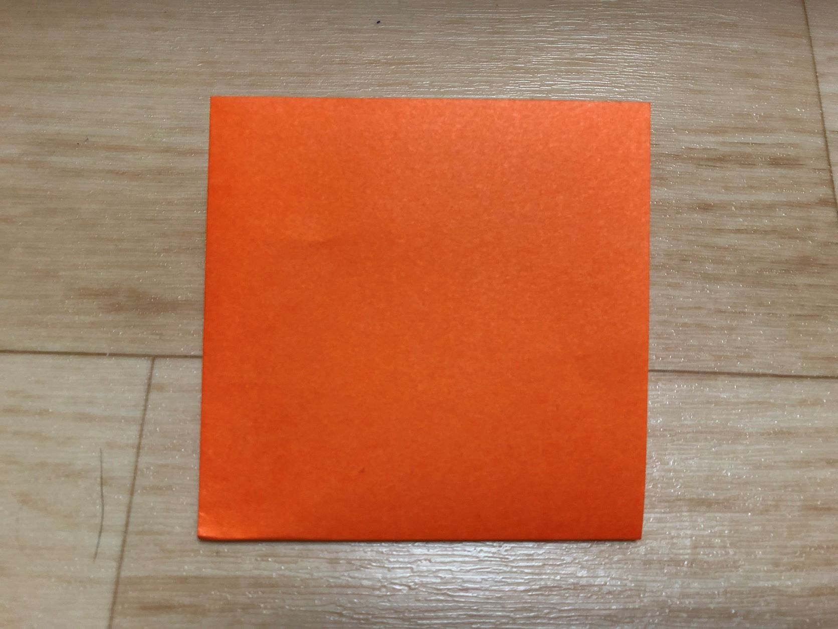 さらに半分に折る