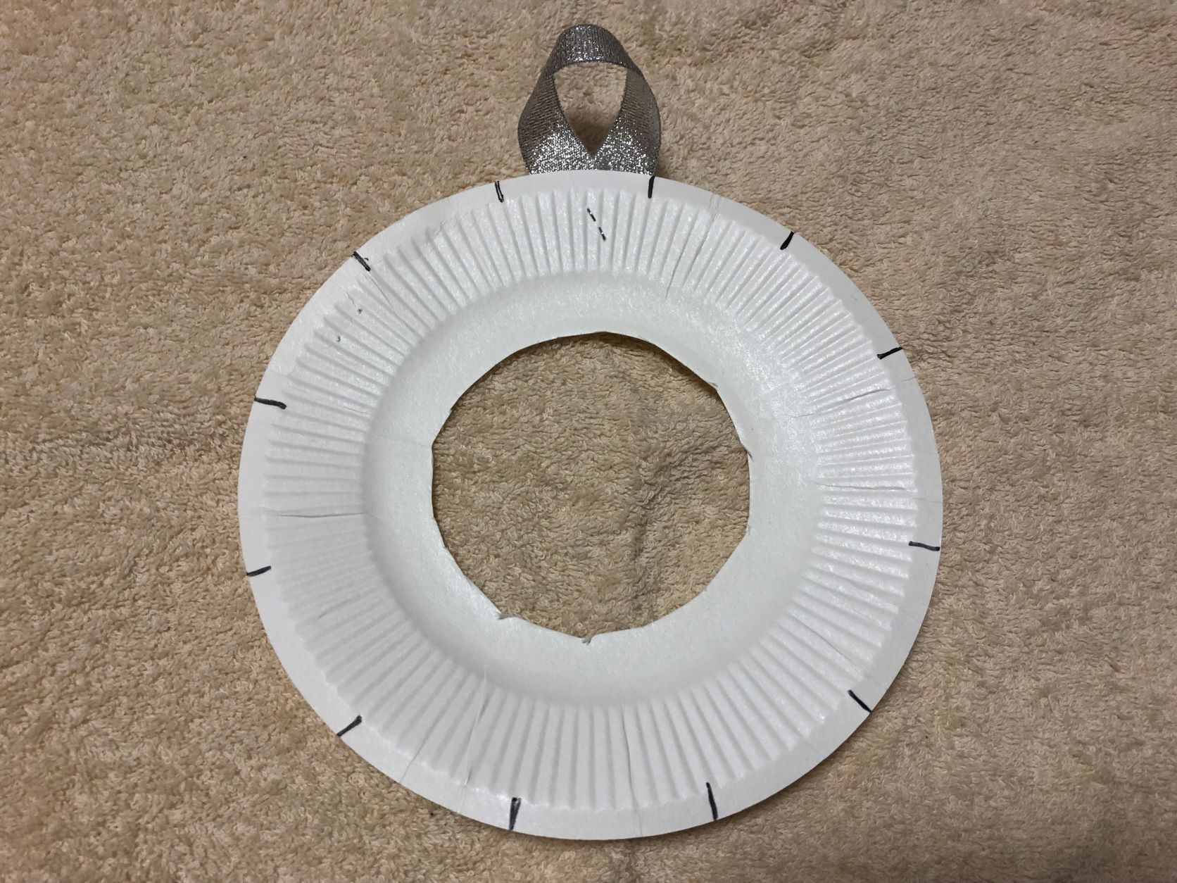 ホッチキスでリボンを付ける