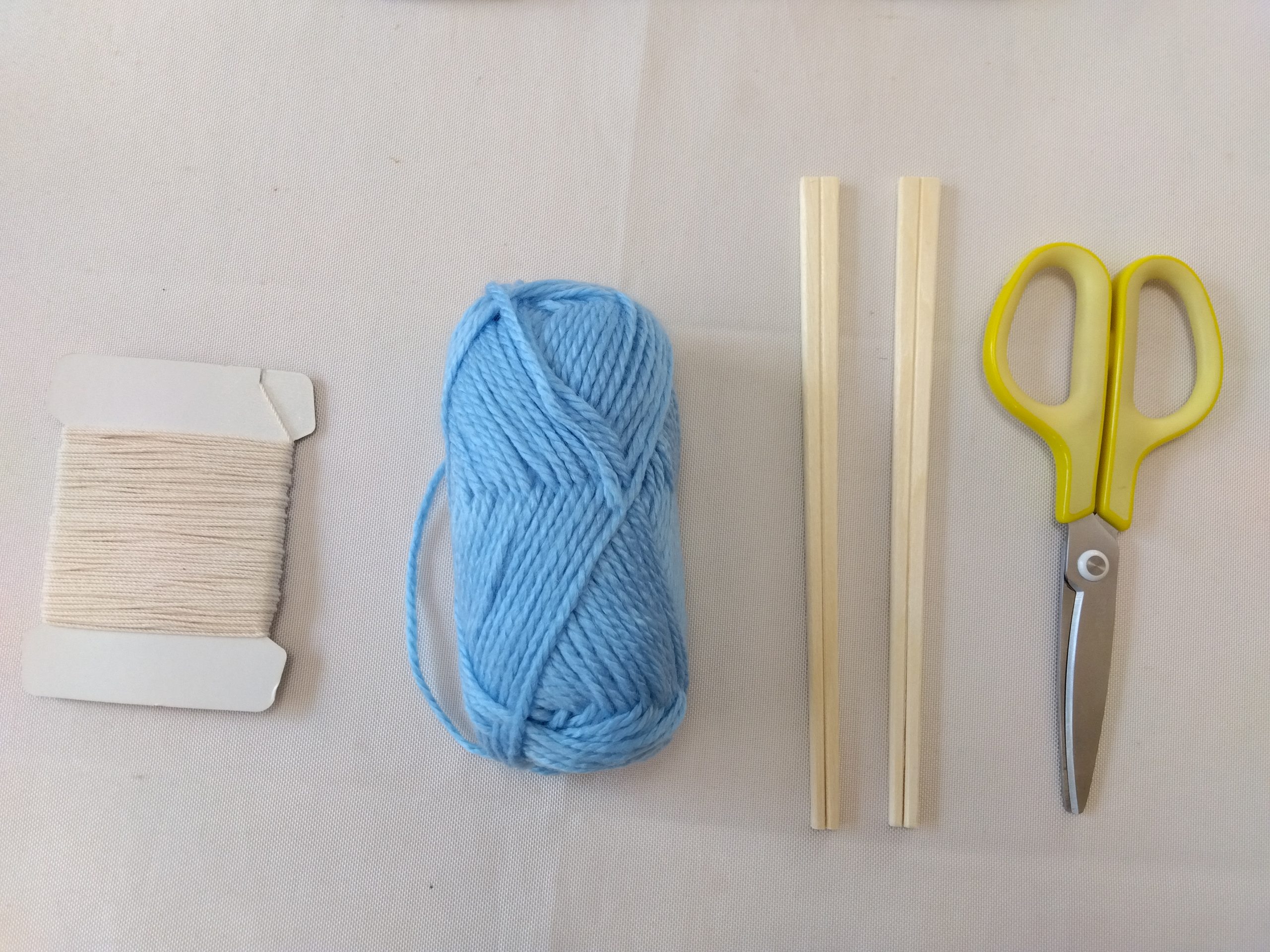 毛糸で雪の結晶