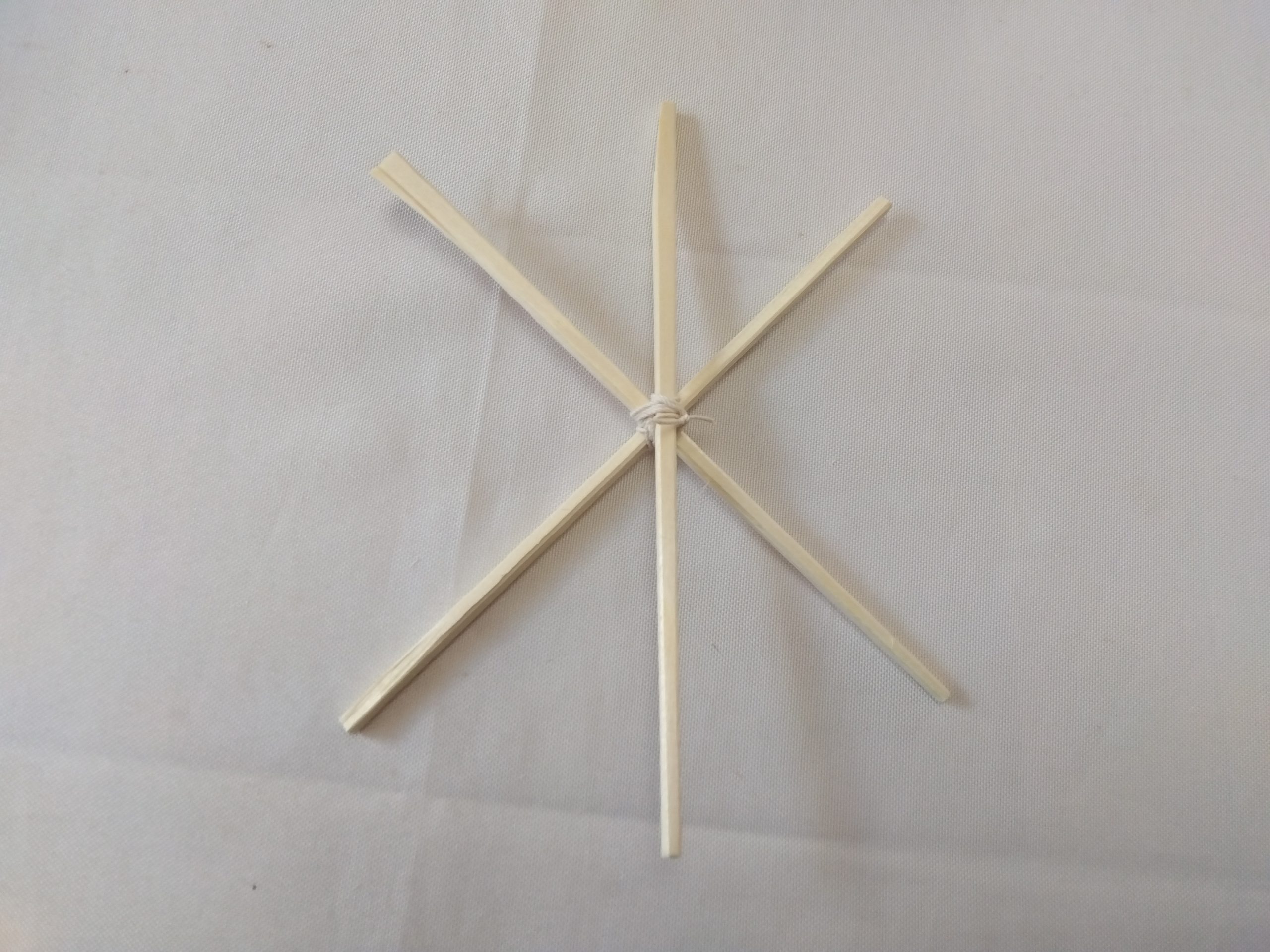 毛糸で雪の結晶