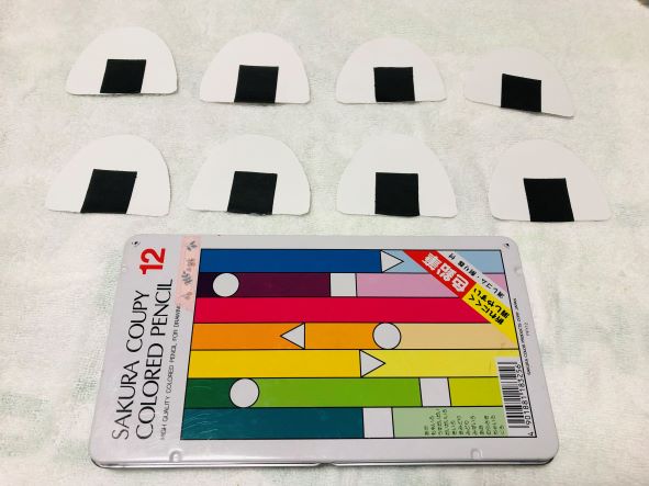 おにぎりの具を描く