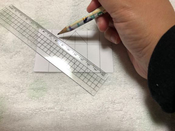 王冠の線を描く