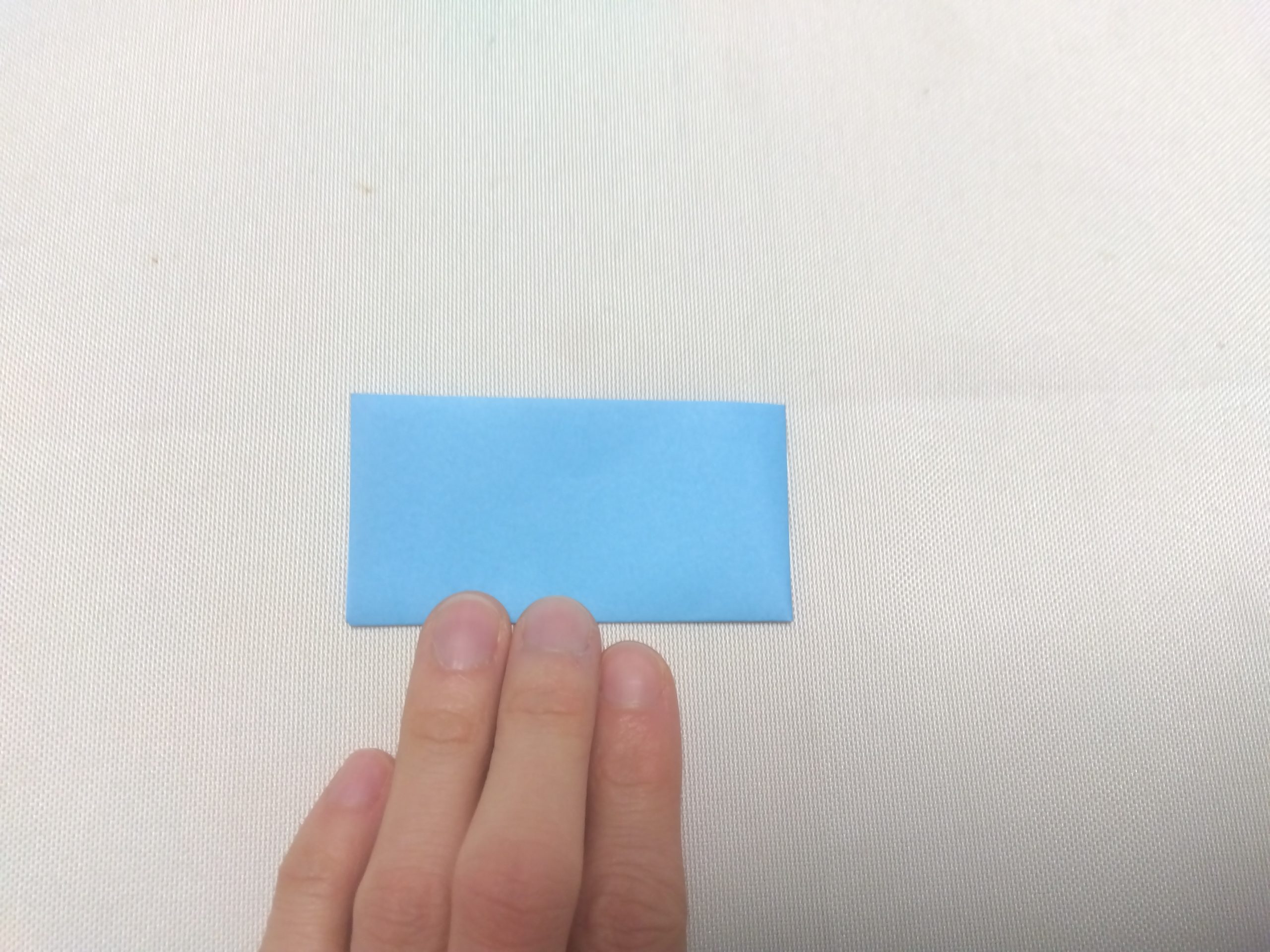 折り紙で指人形