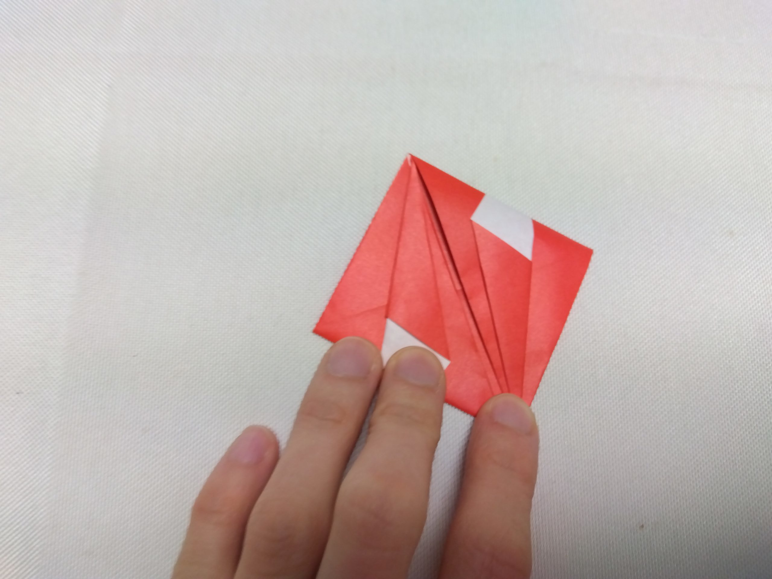 折り紙でくす玉