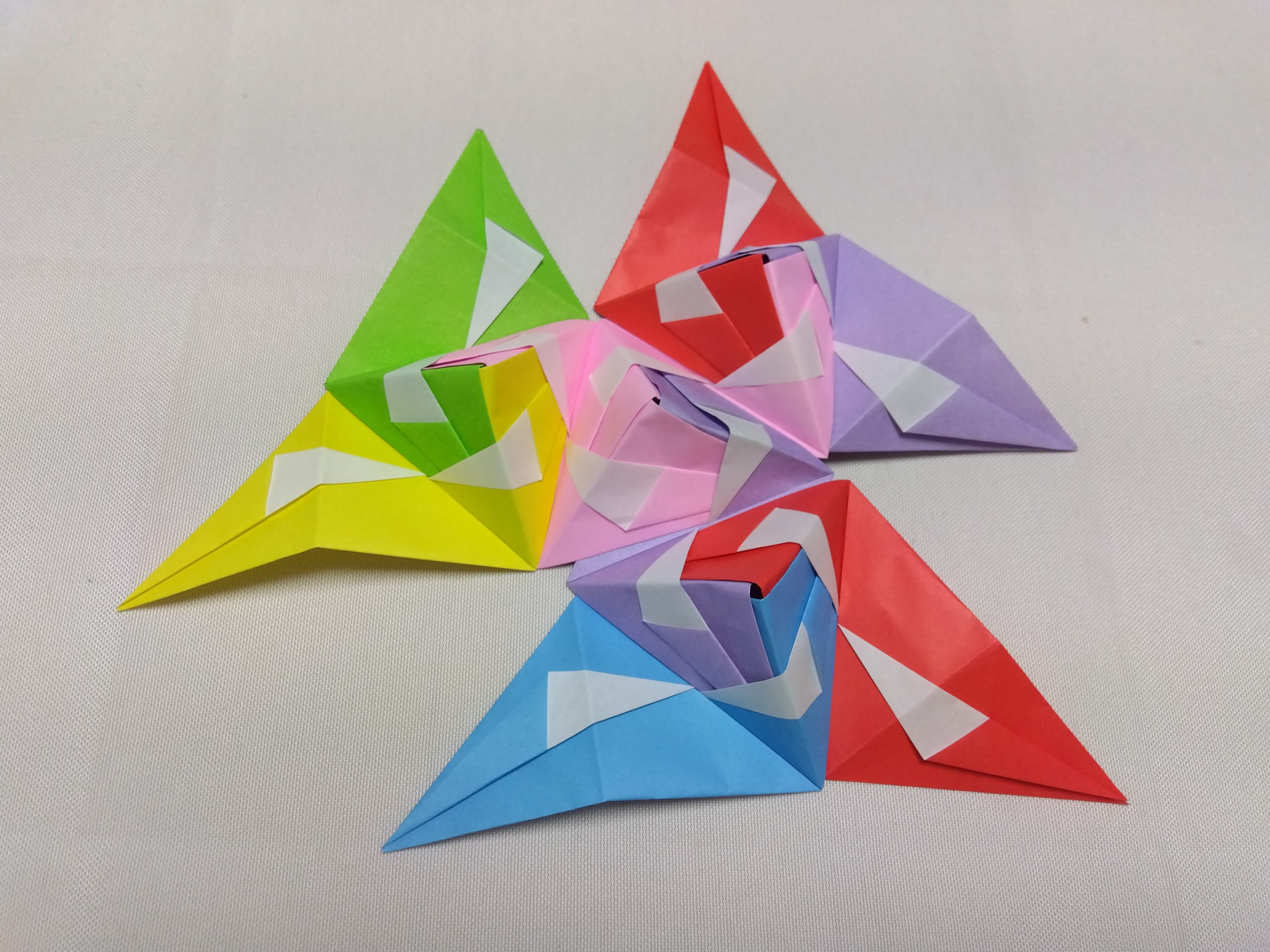 折り紙でくす玉