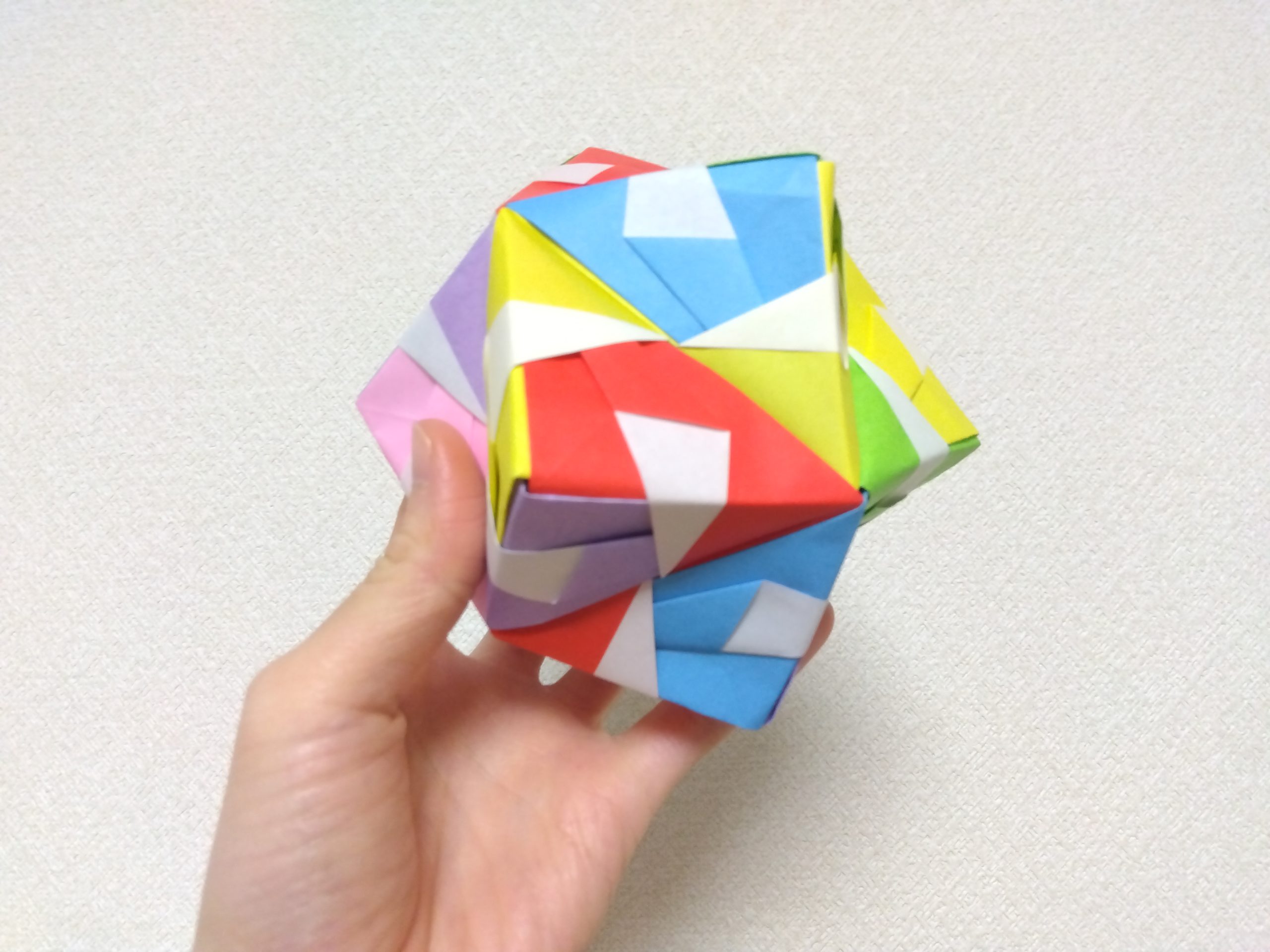 折り紙でくす玉