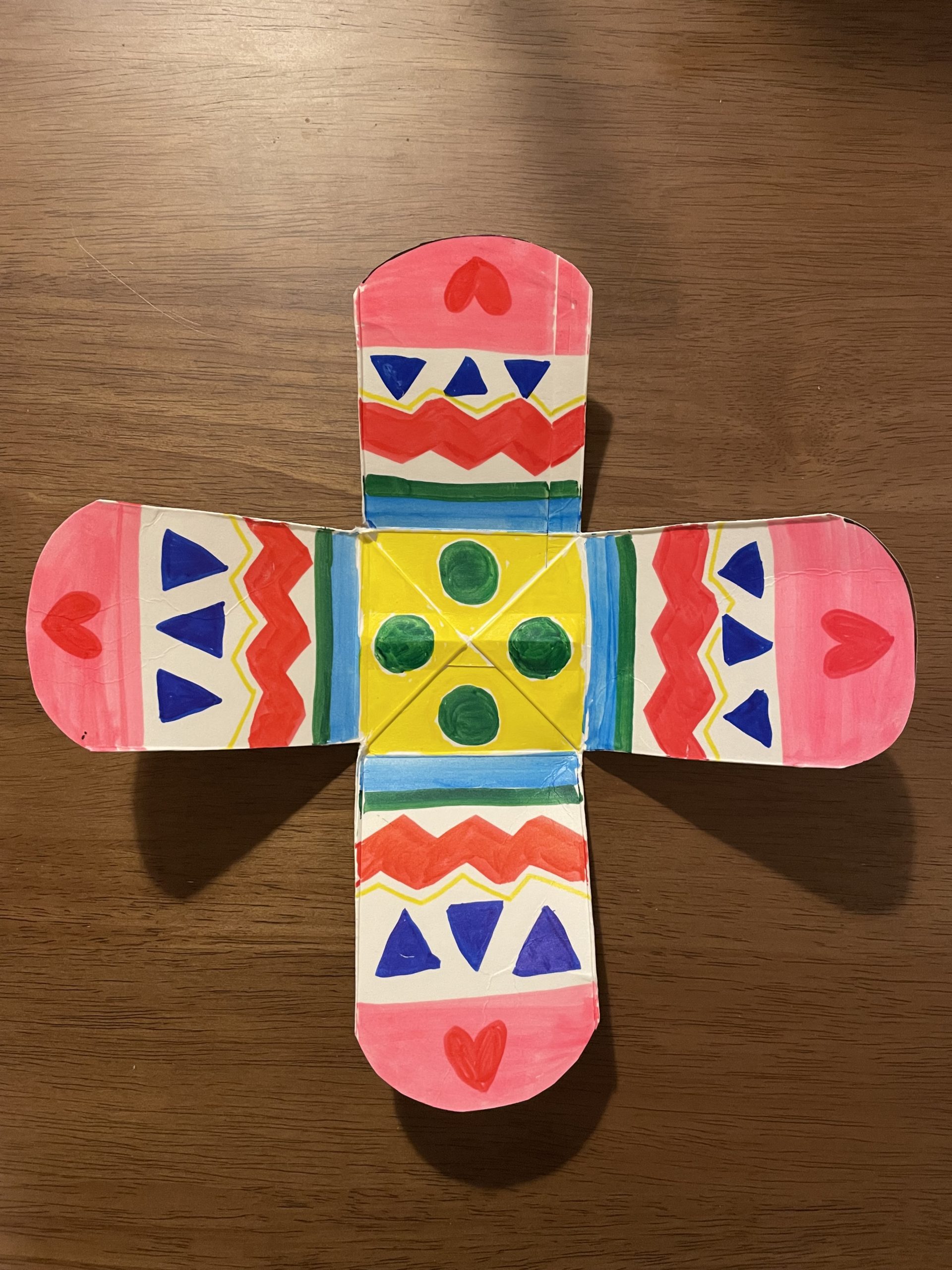 牛乳パックでコマのおもちゃ