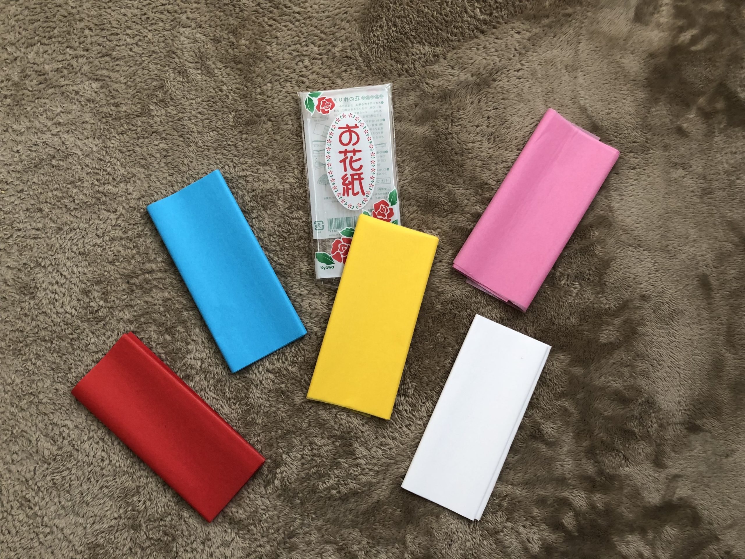 お花紙で桜の木を立体製作