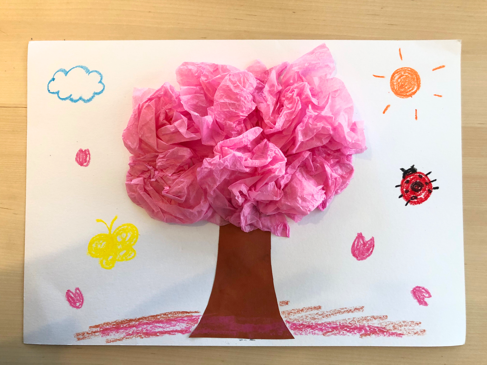 お花紙で桜の木を立体製作