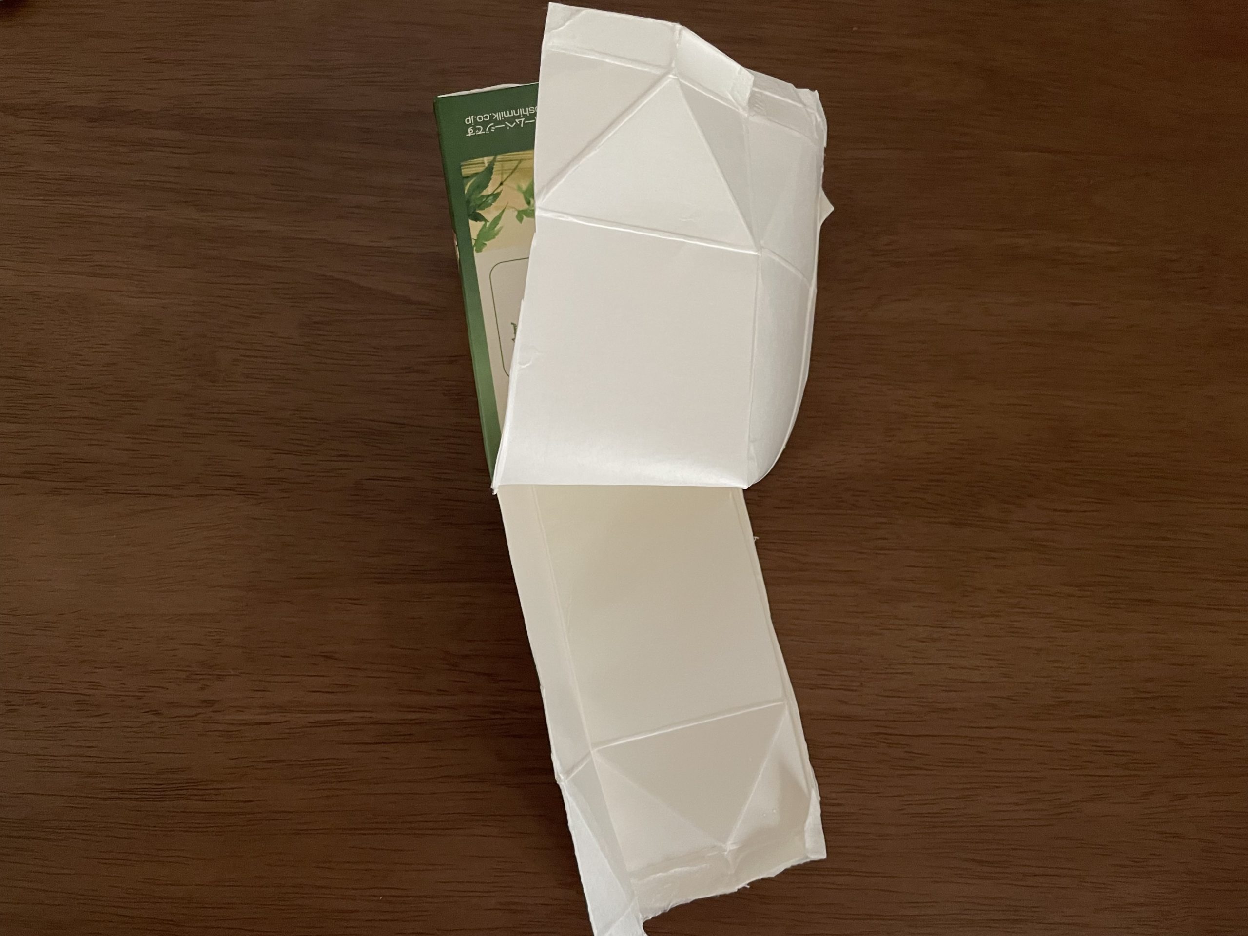 牛乳パックでパクパク人形