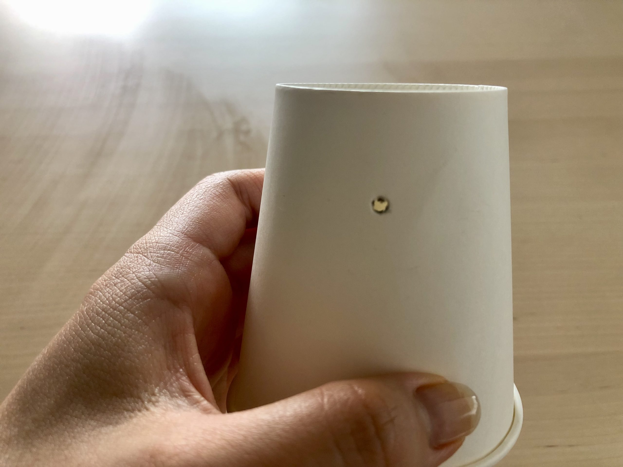 紙コップカエル