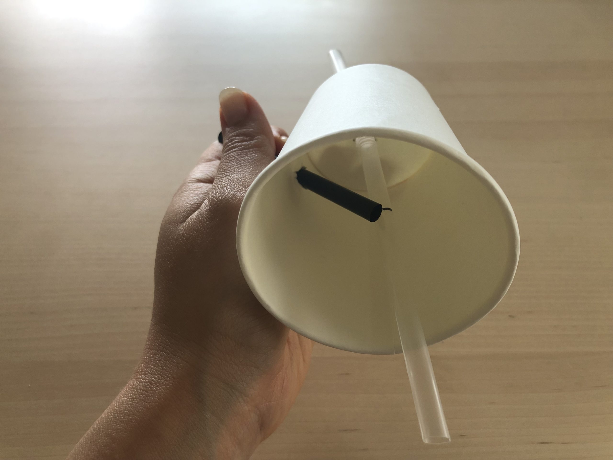 紙コップカエル