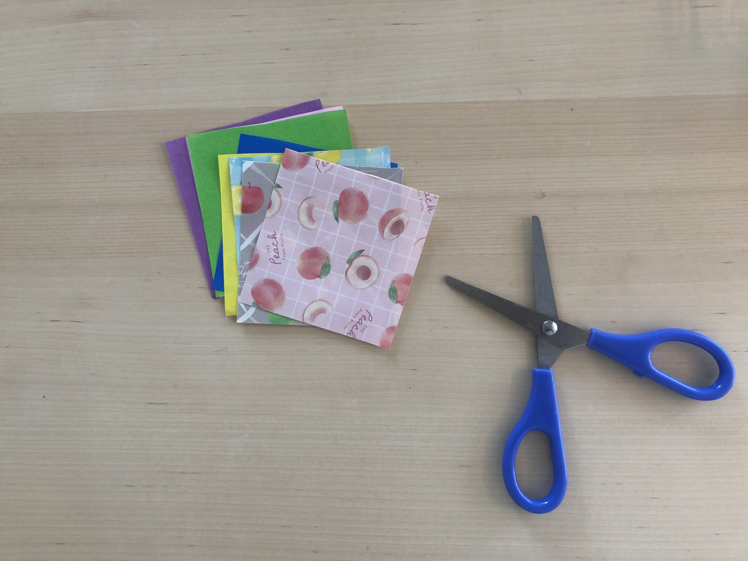 キャップの魚工作