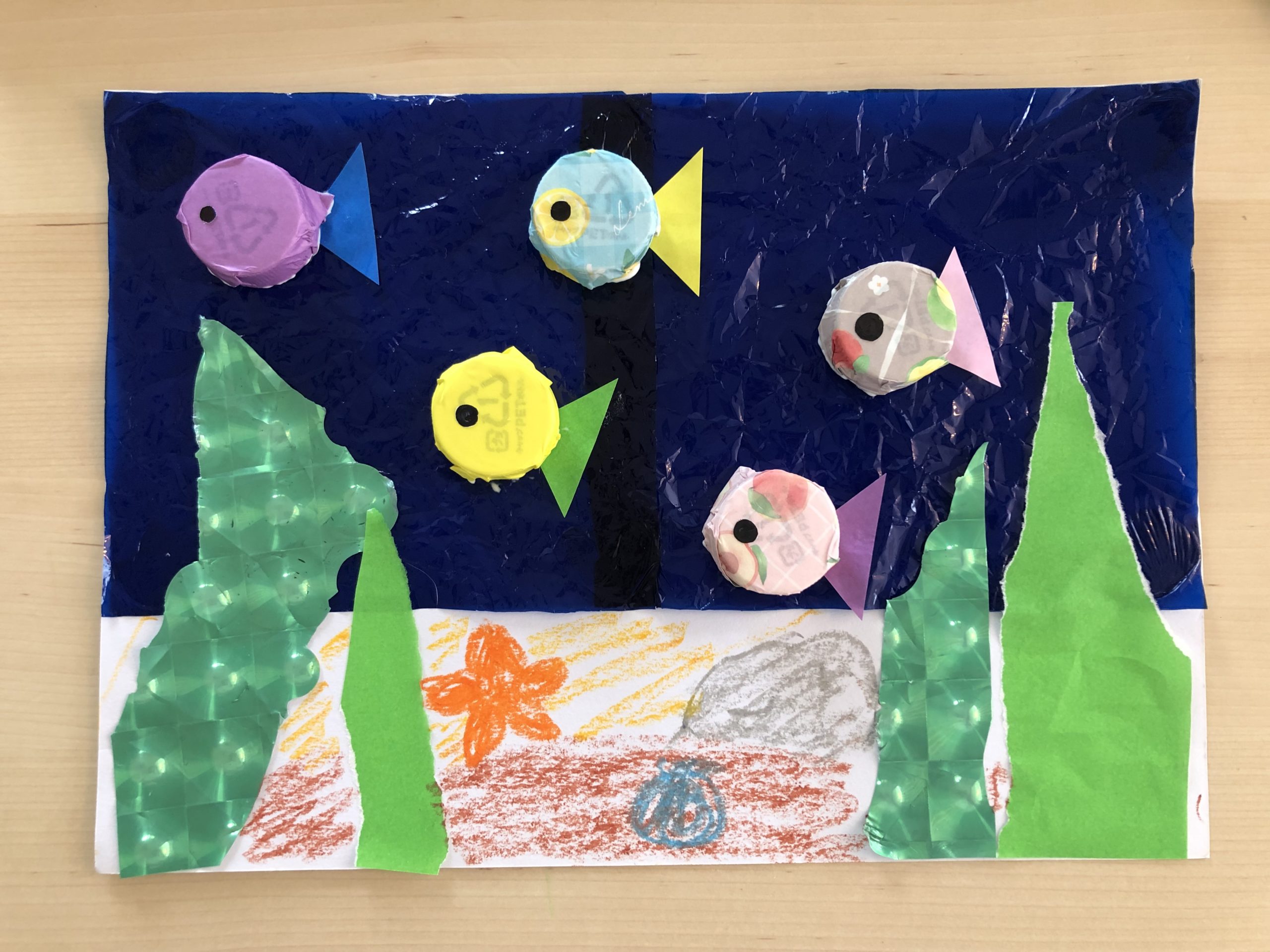 キャップの魚工作