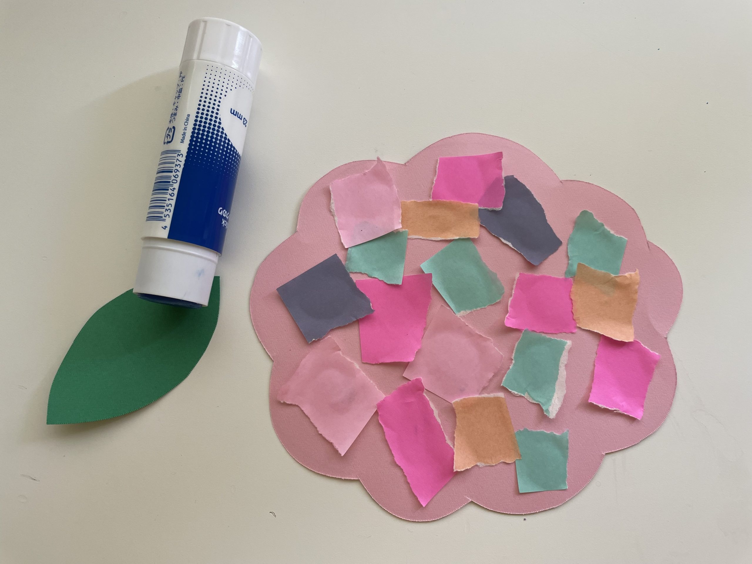 あじさいのちぎり絵の工作