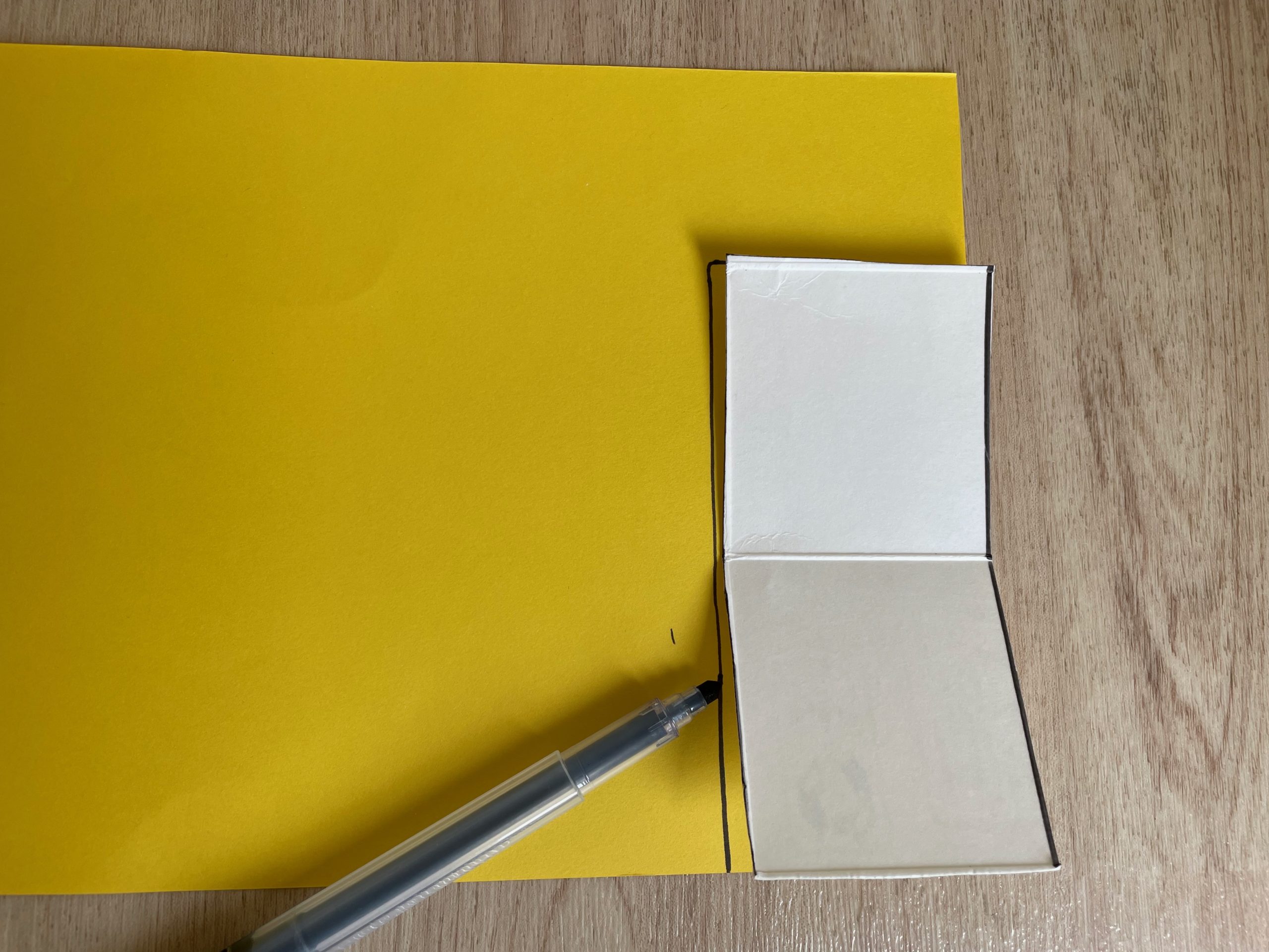 牛乳パックでカスタネット