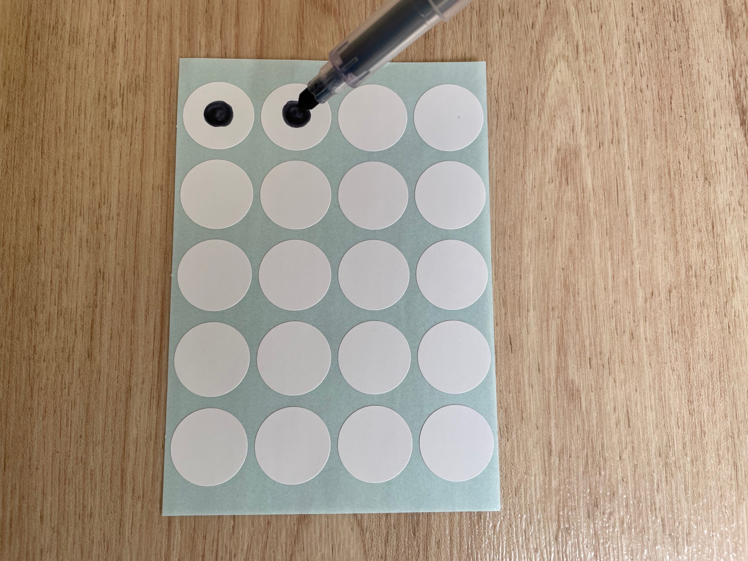 牛乳パックでカスタネット